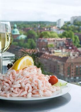 Enorm räkmacka på restaurang Heaven 23.