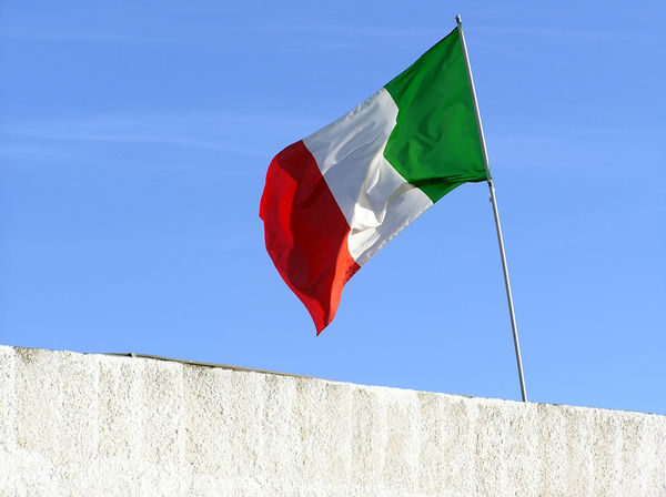 Italienska flaggan - Alghero, Sardinien, Italien - Italien