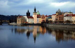 Prag inför skymning