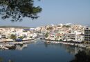 Sjön inne i Agios Nicolaus
