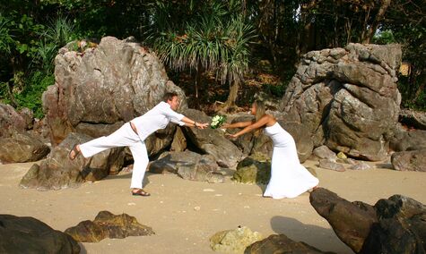 Efter mycket förberedelser och planering gifte Jonas och Diana sig på stranden på Koh Lanta.