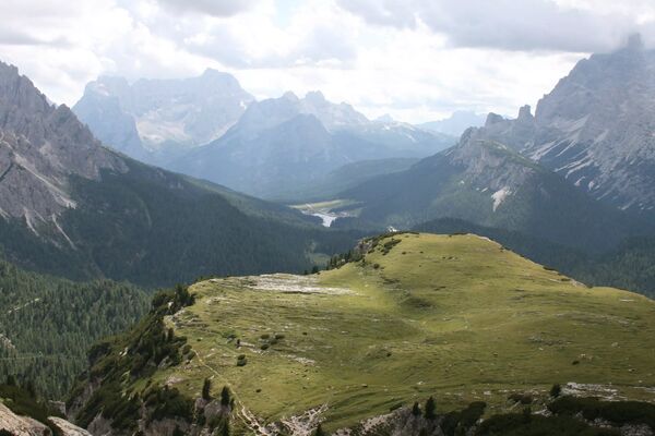 På vandring runt Drei Zinnen (2400 möh) -  - Italien