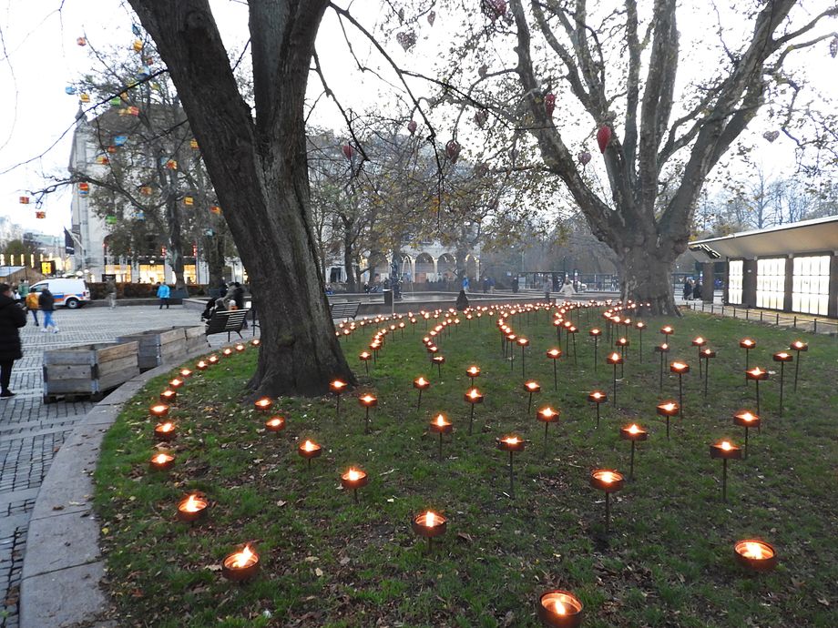 Julmarknad P Gustav Adolfs Torg Malm Sverige Kattax Reseguiden