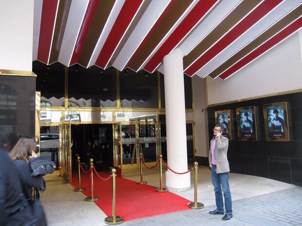 Rigoletto nyrenoverad premiärbiograf - Bilder Stockholm, Sverige