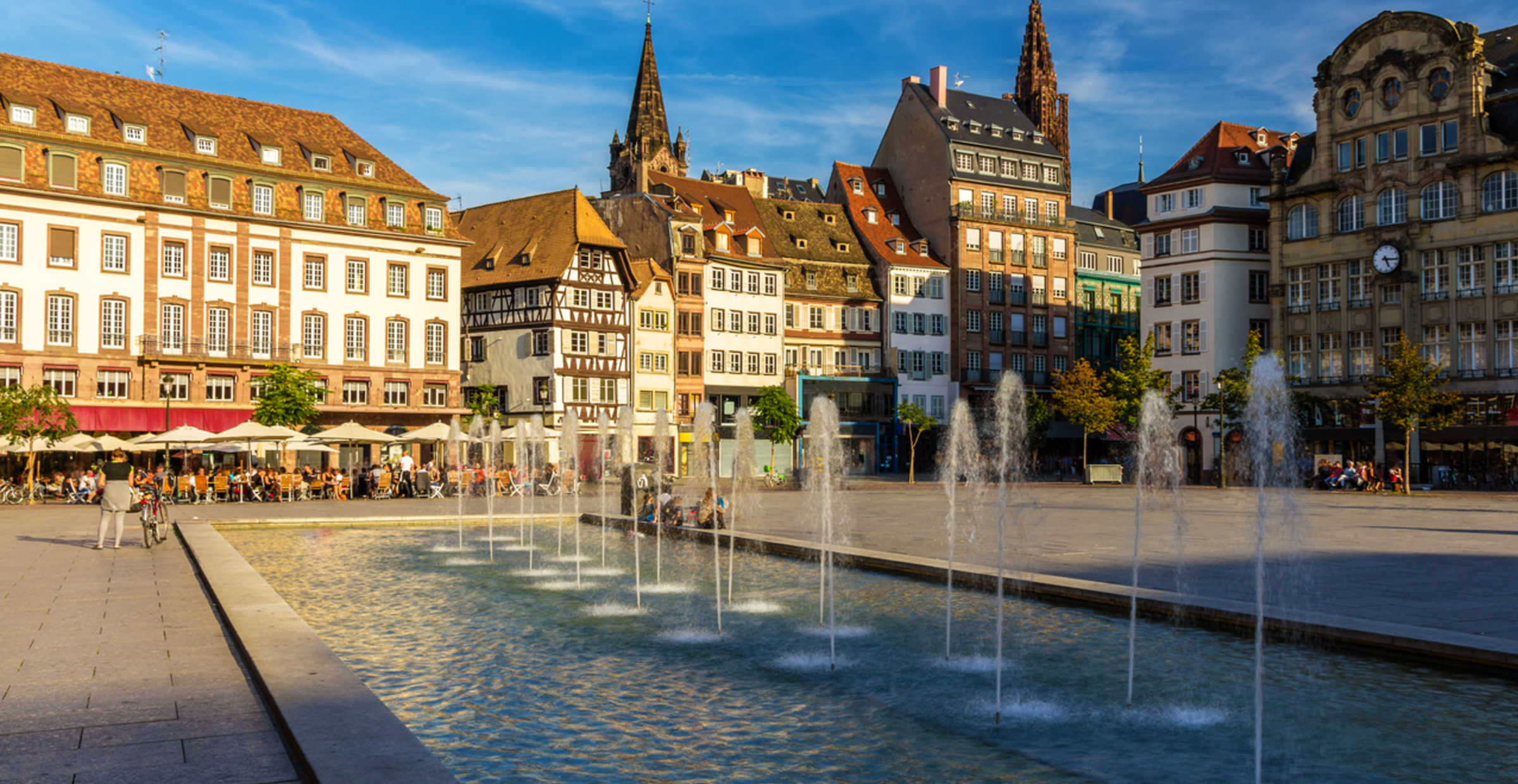 Hitta hyrbil i Strasbourg, Frankrike