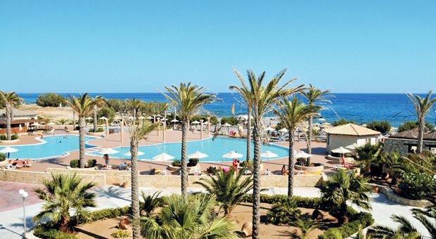 Hotellet SunConnect Ostria Beach på Kreta