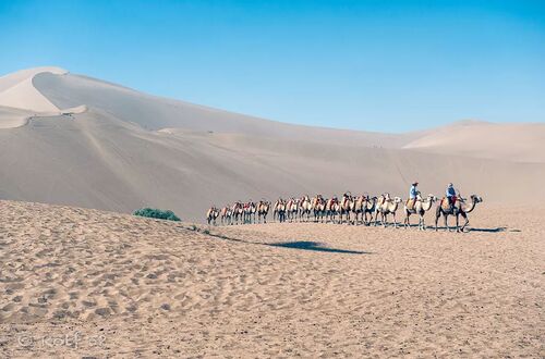 De sjungande sanddynerna i Dunhuang