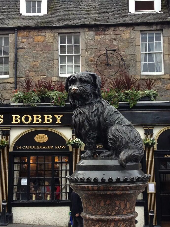 Greyfriar´s Bobby - Edinburgh, Skottland, Storbritannien - Pichte ...