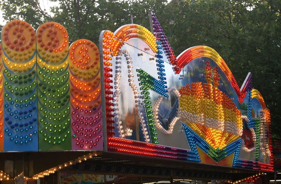 TivoliKaruseller mm Malmö, Skåne, Sverige Fotobengt Reseguiden