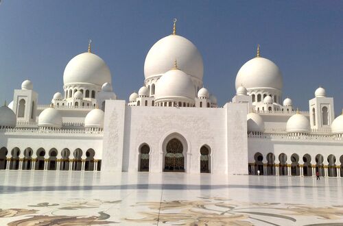 Grand Mosque sett framifrån
