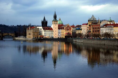 Prag inför skymning