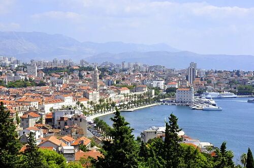 Panoramautsikt över staden Split