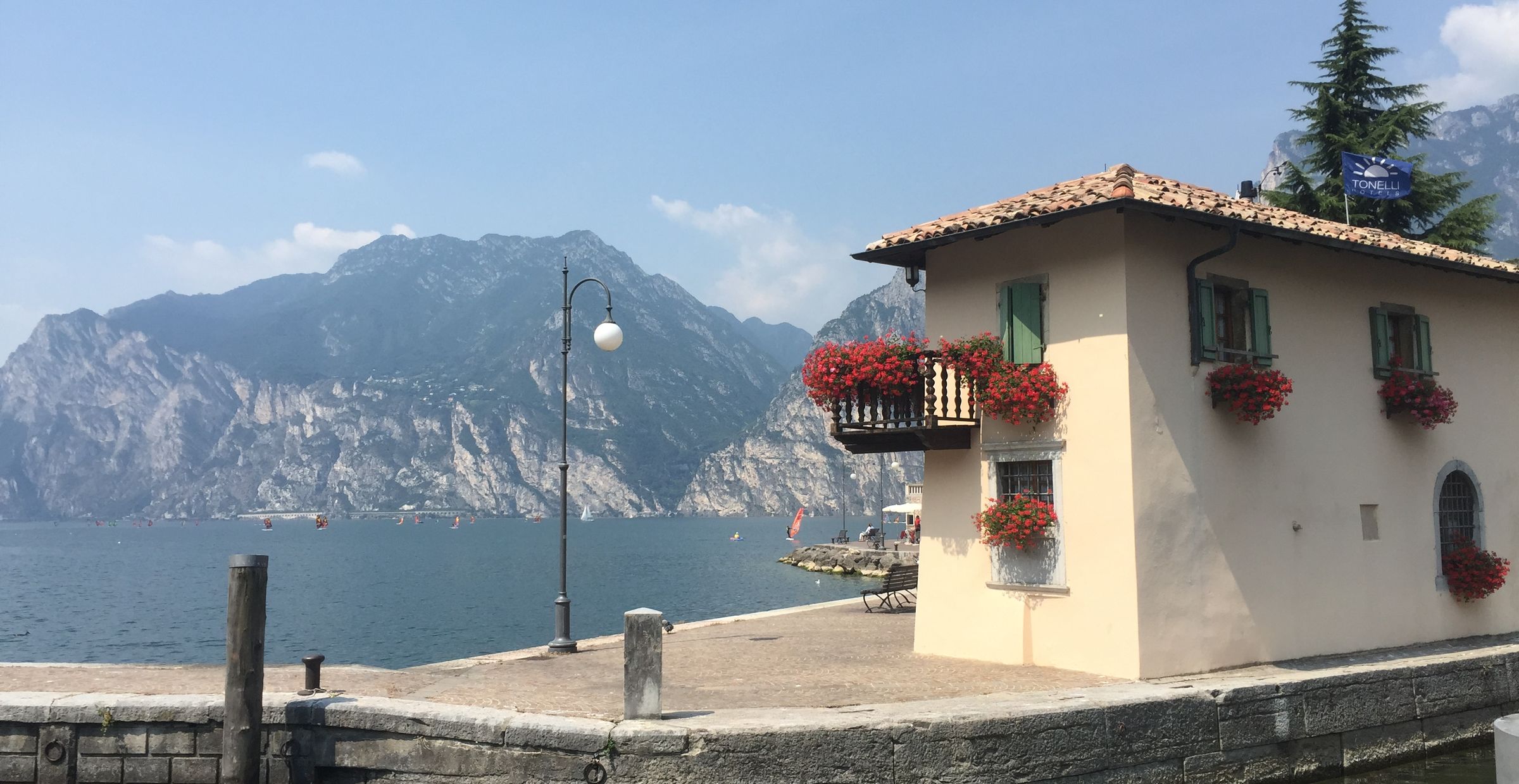 Hitta hotell i Gardasjön, Italien