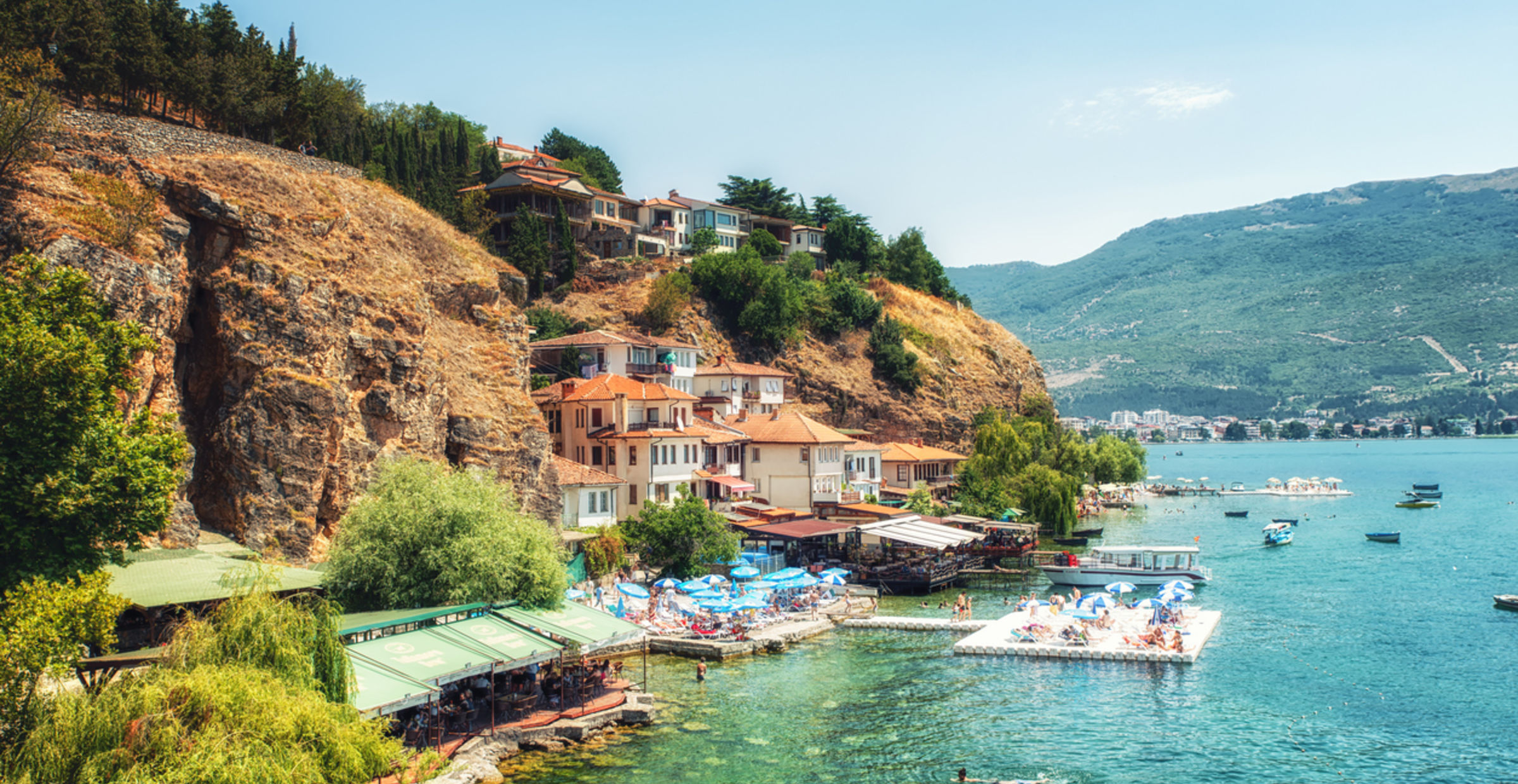 Hitta hyrbil i Ohrid, Nordmakedonien