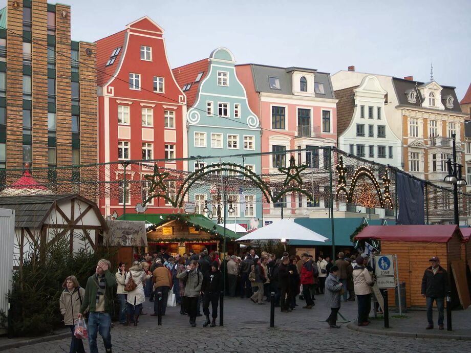 Julmarknad i Rostock Rostock, Tyskland Leroslover Reseguiden