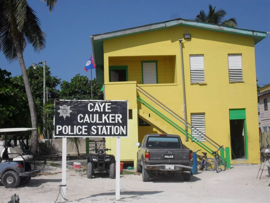 The island both got police station... - Caye Caulker, Belize - Emelie