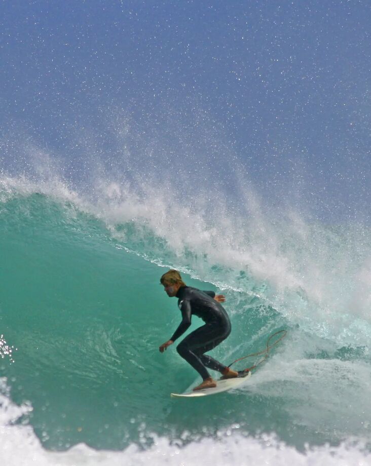 Surfing Cape Town, South Africa Milo Reseguiden