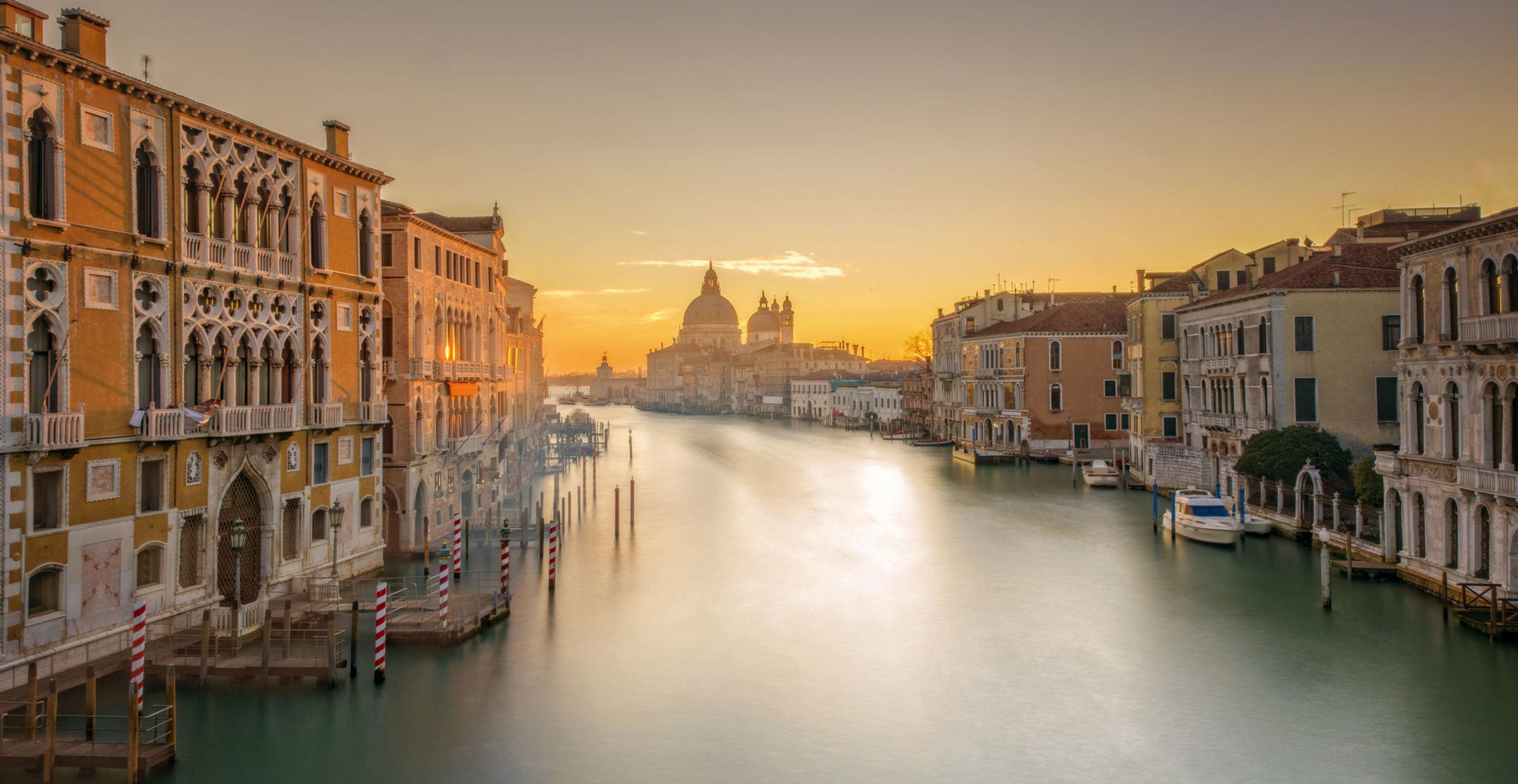 Hitta hyrbil i Venedig