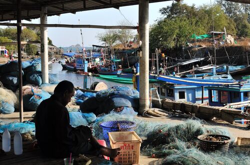 Fiskehamnen i Khao Takiap