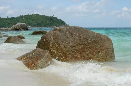 Stenar på Koh Lipe strand..tror jag